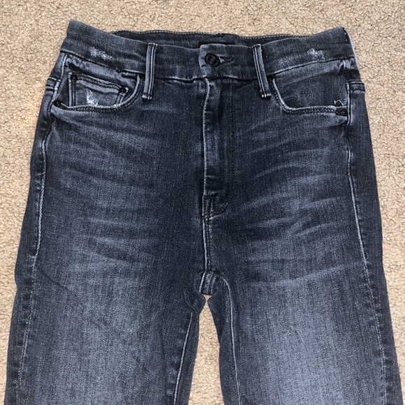 MOTHER High Waisted Looker Ankle Skinny Leave The Light On Washed Black 24 - Picture 5 of 11